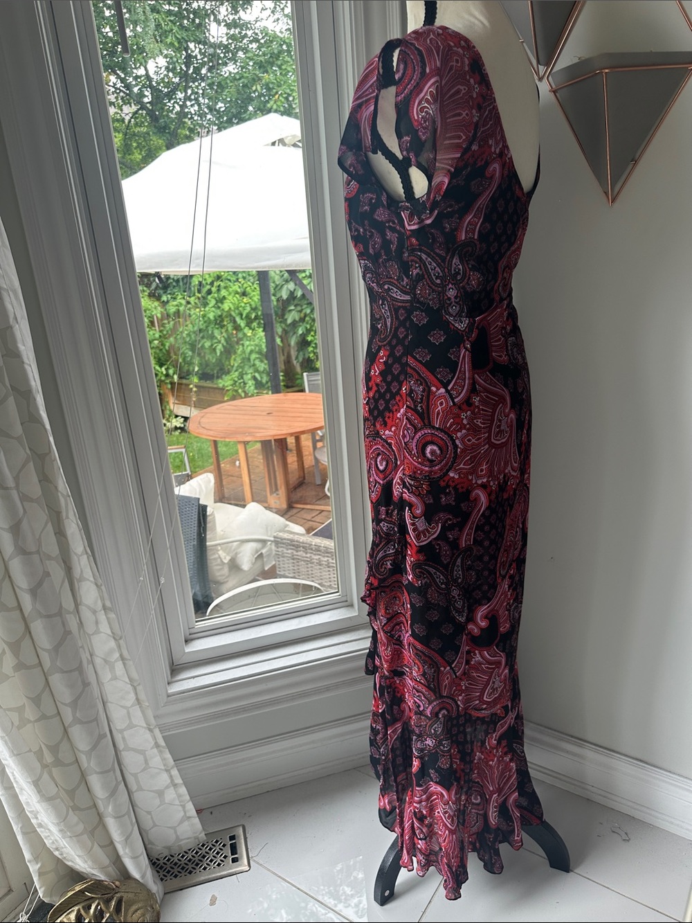 VINTAGE 90s Y2K V-Neck Black Pink Paisley Flutter-Sleeve Ruffle Hem Size 4 - Picture 6 of 15